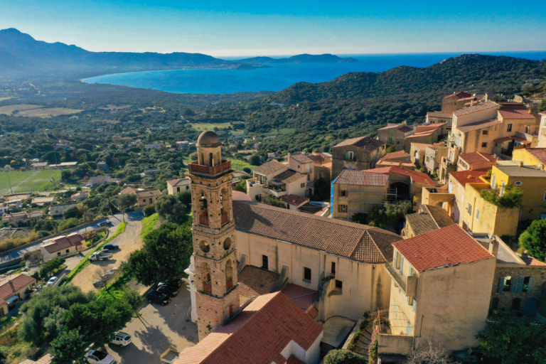 Investir à Lumio : votre résidence secondaire de rêve en Balagne