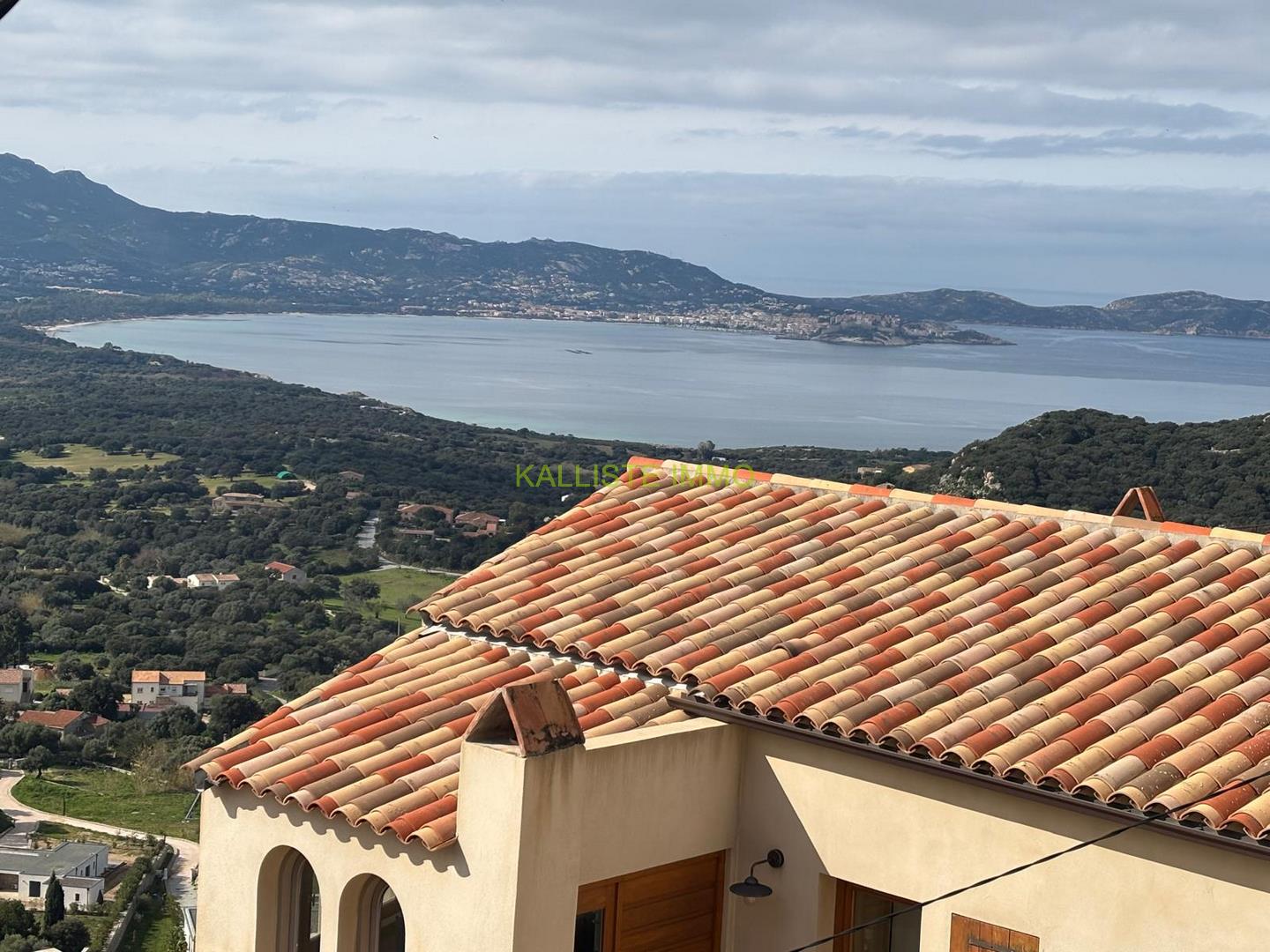 APPARTEMENT CENTRE LUMIO