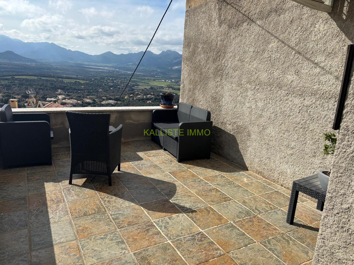 APPARTEMENT CENTRE LUMIO