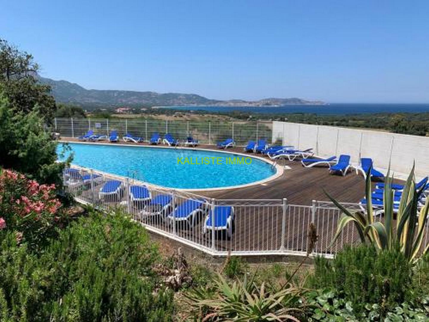 APPARTEMENT AVEC PISCINE & TENNIS A LUMIO