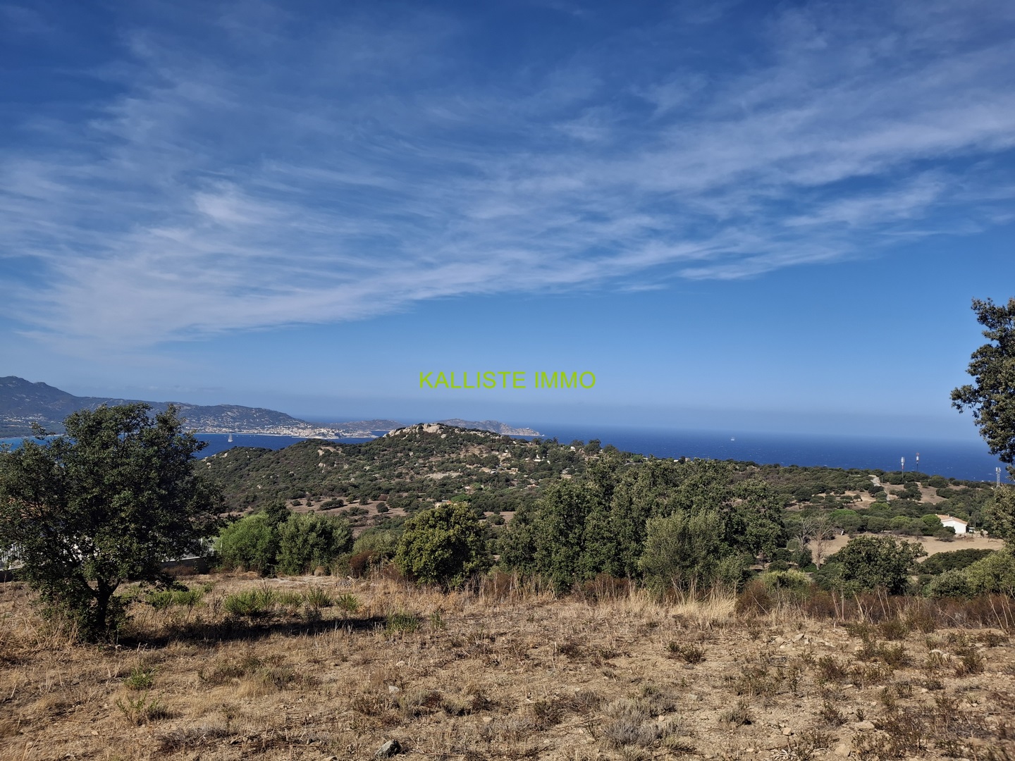 TERRAIN CONSTRUCTIBLE LUMIO